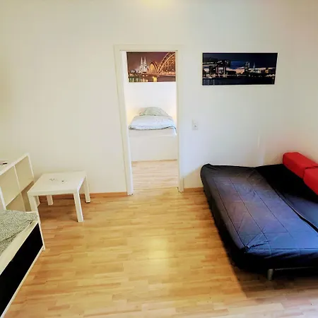 Weidenpesch Apartment