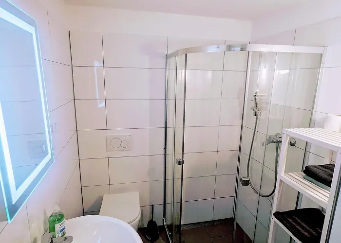 科隆怀登佩奇公寓 *